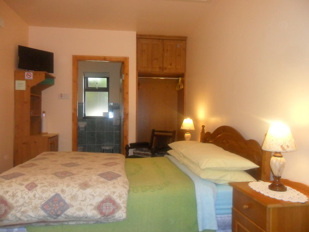 Glen House Room Only Accommodation Йол Экстерьер фото